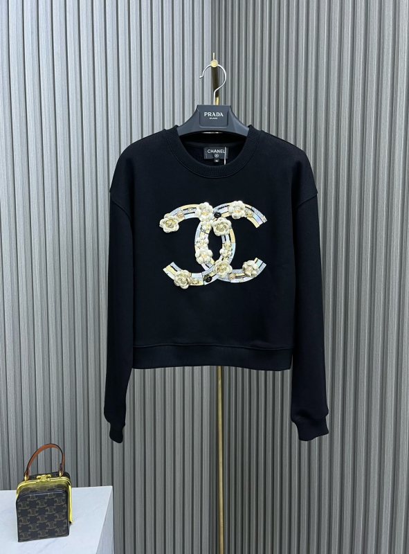 Chanelクルーネックセーター