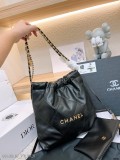 Chanel 22 bag レディースバッグ