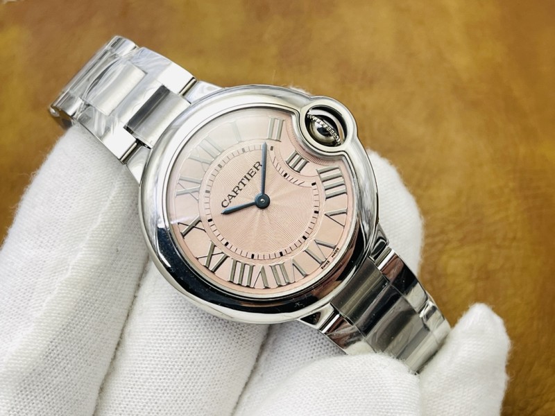 カルティエ ブルーバルーンシリーズの腕時計