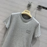 miumiu秋冬新作高級グレー文字刺繍半袖Tシャツ