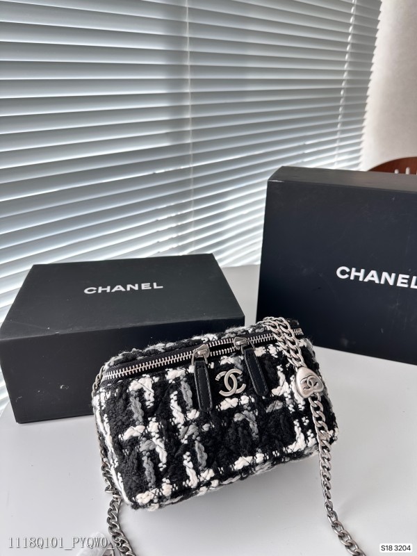 Chanelレディースバッグおしゃれバッグポーチ サイズ：17*10 cm