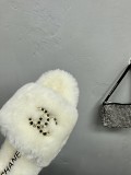CHANELパールウールスリッパ 靴の表面/足当て：オーストラリア輸入純羊毛