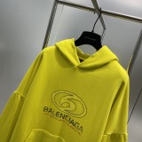 Balenciaga黄色の大廓形のフードコート