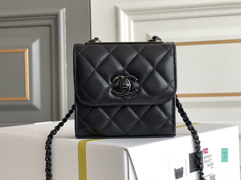 Chanelバッグファッションバッグレディースバッグ通勤バッグ斜め掛け、ワンショルダー、脇バッグ サイズ：11 x 11 x 5.5 cm