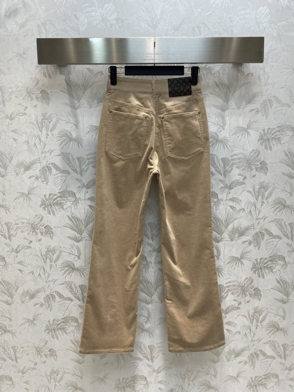 ルイ・ヴィトンのストレートパンツ男女のパンツファッションパンツ