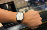 Vacheron Constantin機械式男性用時計 サイズ：幅36.70 X長さ47.61 mm、男性電気めっき18 k白金