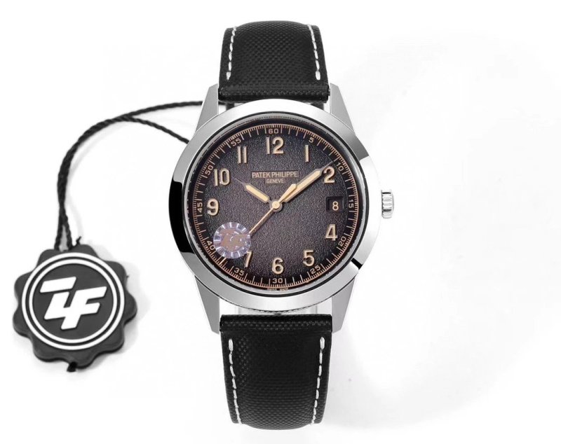 Patek Philippe 5226 G-001メンズ機械式腕時計