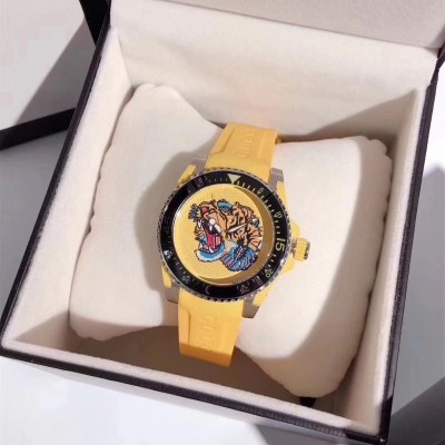 グッチ腕時計レディースベルト腕時計サファイアガラスケースサイズ40 mm厚さ約11 mm