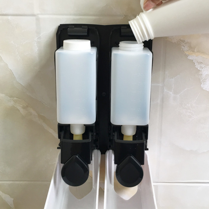 700 ml Sanitary Ware Accessories Fittings Liquid Soap Double Hand Soap Dispenser DT-6207 B