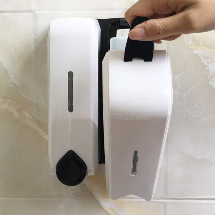 700 ml Sanitary Ware Accessories Fittings Liquid Soap Double Hand Soap Dispenser DT-6207 B