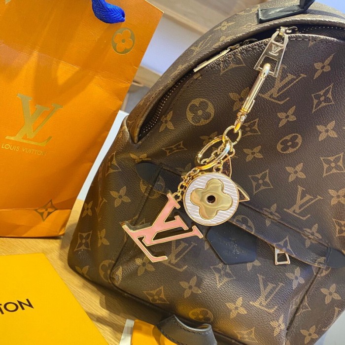 LV SPRING STREET key chain FZXL020