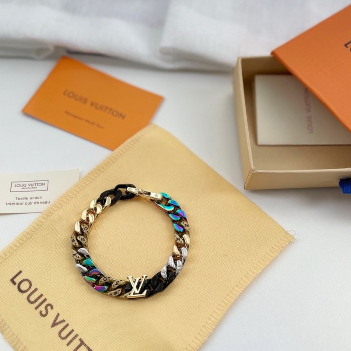 LV chan links patches Bracelet FZXL024