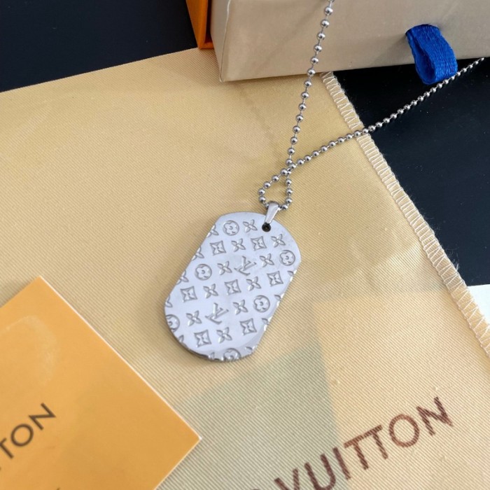 LV Signature Tab necklace FZXL004