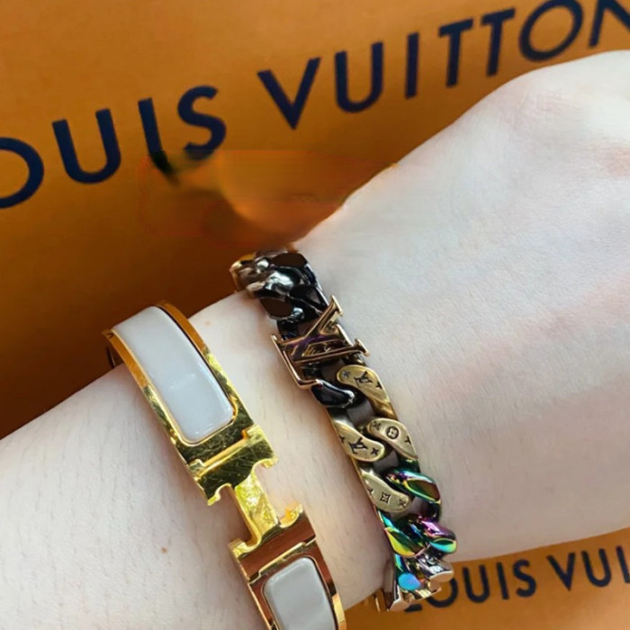 LV chan links patches Bracelet FZXL024