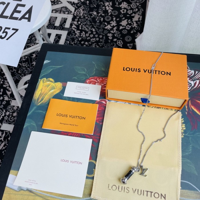 LV dumbbel Necklace FZXL028