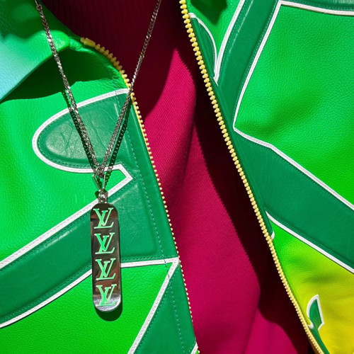 LV SKATEBOARD necklace FZPJ008