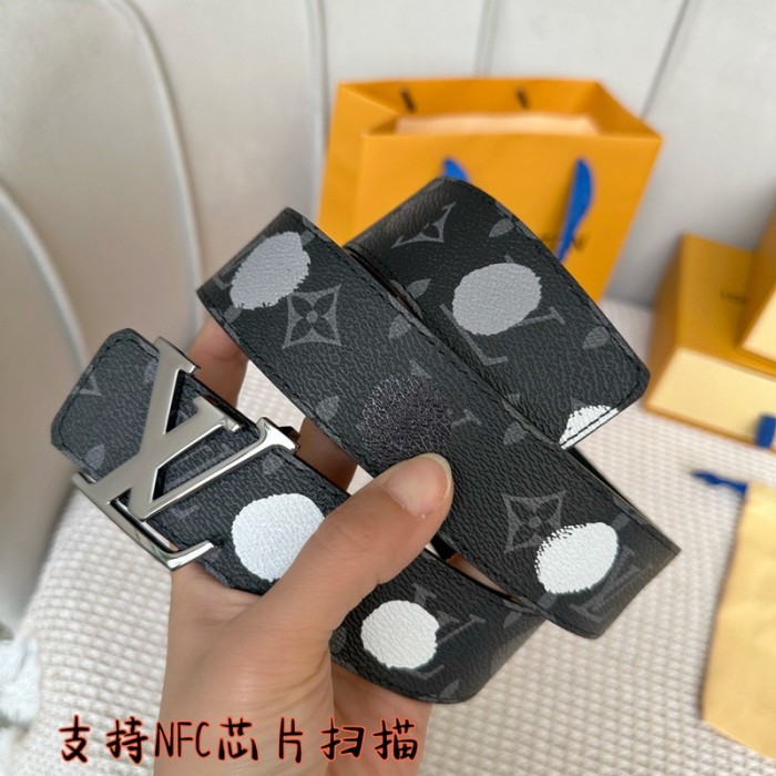 LV x YK LV INITIALES 40MM REVERSIBLE BELT FZYD002
