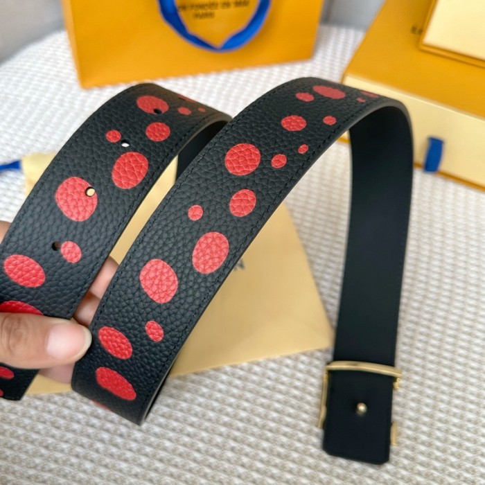 LV x YK LV INITIALES 40MM REVERSIBLE BELT FZYD001