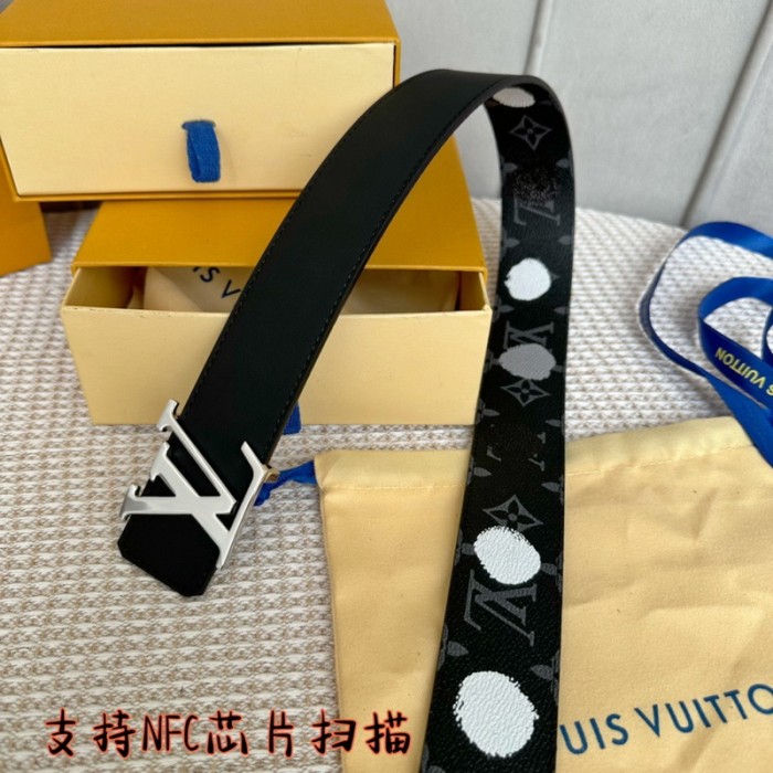 LV x YK LV INITIALES 40MM REVERSIBLE BELT FZYD002