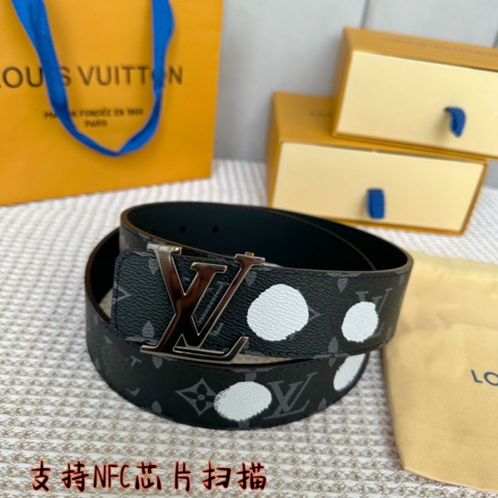 LV x YK LV INITIALES 40MM REVERSIBLE BELT FZYD002