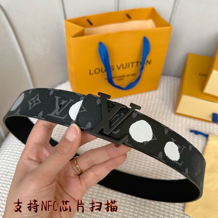 LV x YK LV INITIALES 40MM REVERSIBLE BELT FZYD002