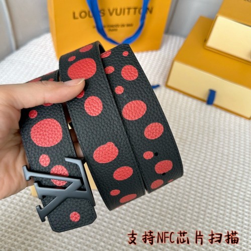 LV x YK LV INITIALES 40MM REVERSIBLE BELT FZYD001