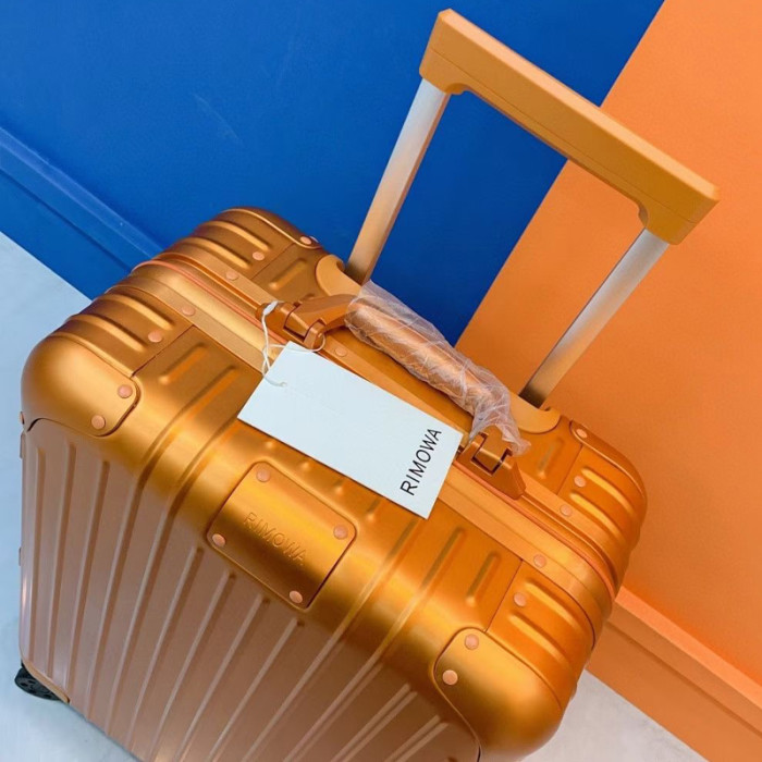 RIMOWA suitcase FZXLX001