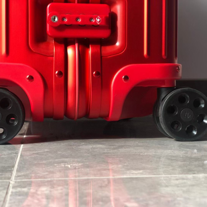 RIMOWA suitcase FZXLX001