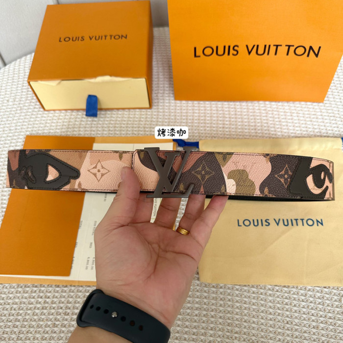 LV INITIALES 40MM REVERSIBLE BELT FZYD117
