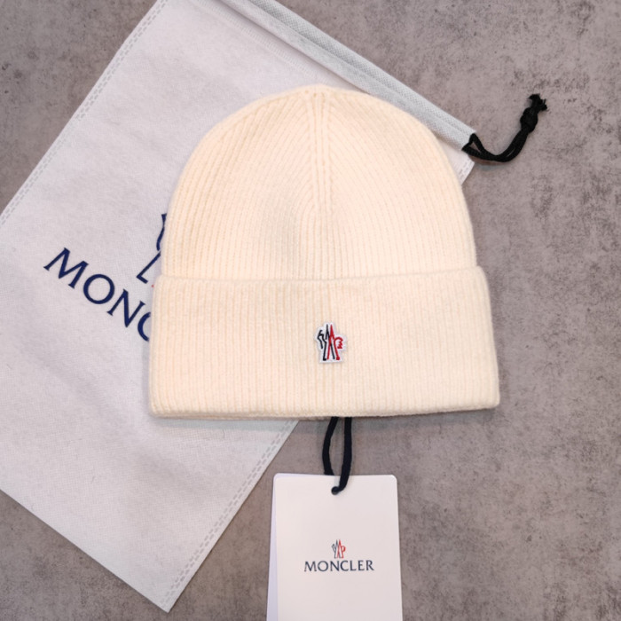 Moncler Beanie Knitted Hat FZMZ155