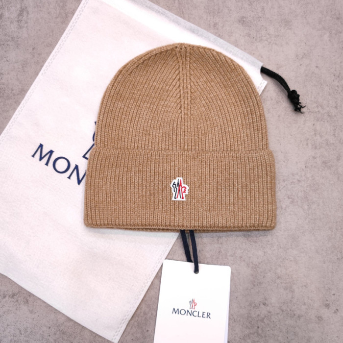 Moncler Beanie Knitted Hat FZMZ155