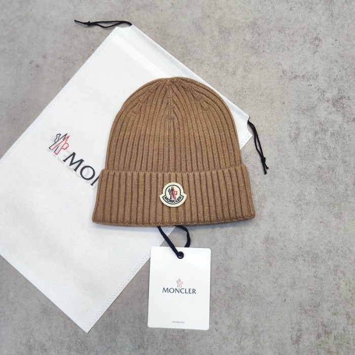Moncler Wool Beanie Knitted Hat FZMZ152