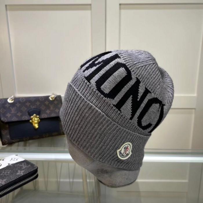 Moncler Beanie Knitted Hat FZMZ156