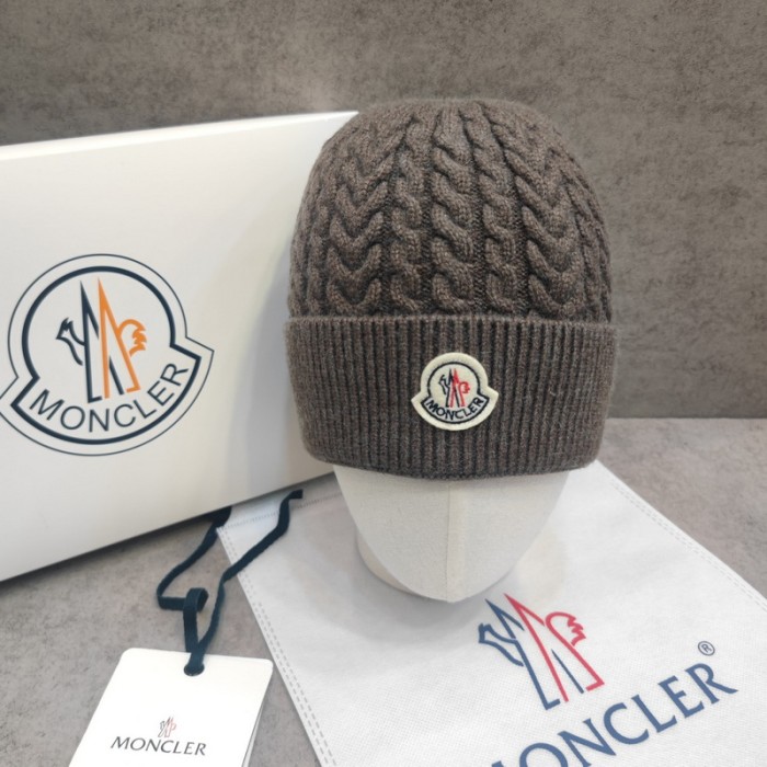Moncler Beanie Knitted Hat FZMZ160