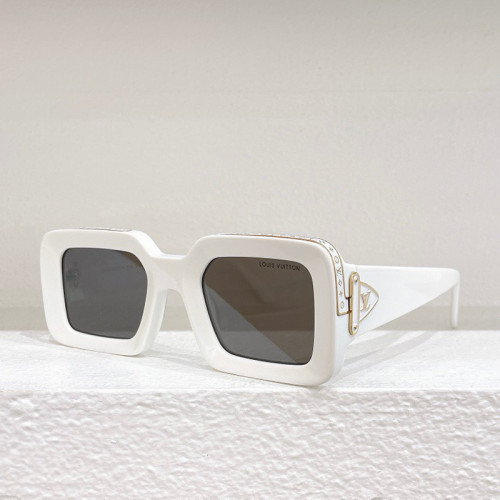 LV Z1592E Sunglasses FZMJ206