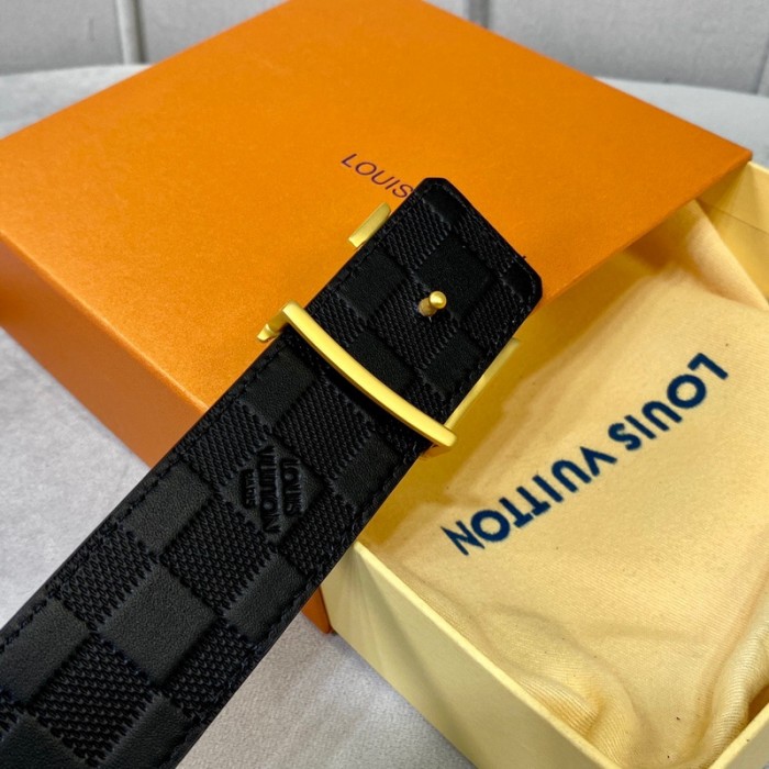 LV Damier INITIALES 40MM REVERSIBLE BELT FZYD147