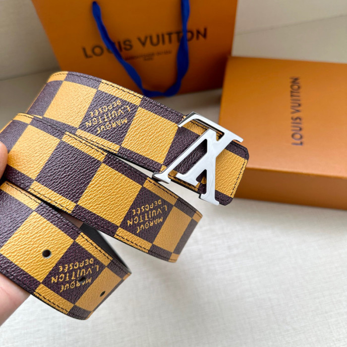 LV Damier INITIALES 40MM REVERSIBLE BELT FZYD153