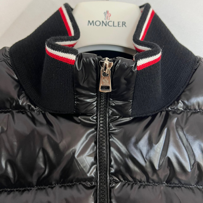 Moncler Down Jacket FZJK1183