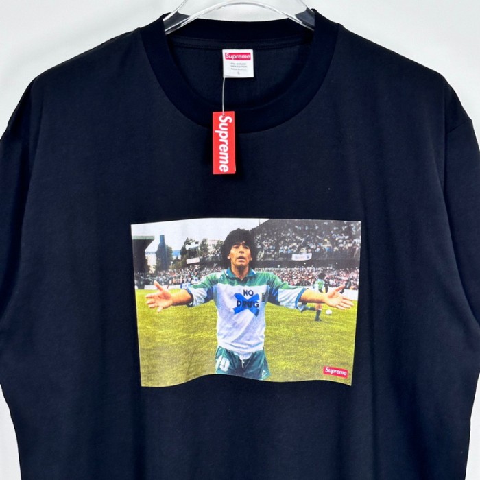 SUPREME 24SS MARADONA TEE FZTX3547