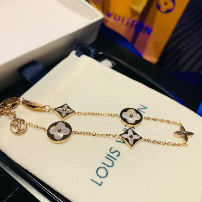 LV Bracelet FZPJ031