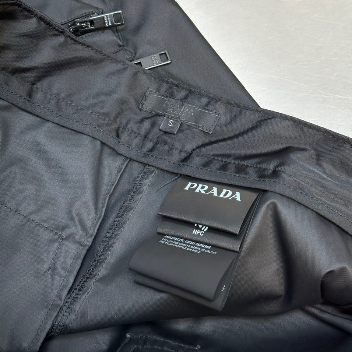 Prada Re-Nylon shorts FZKZ824