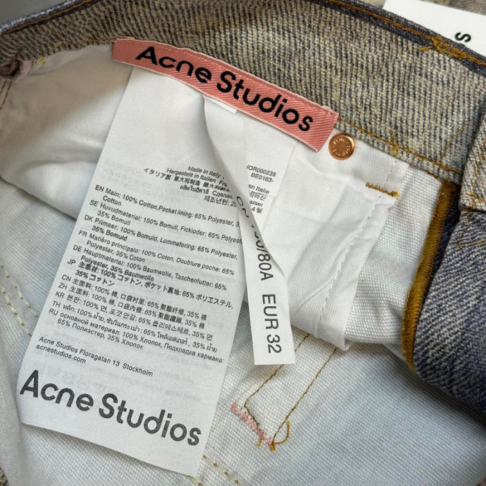 Acne studios Shorts FZKZ896