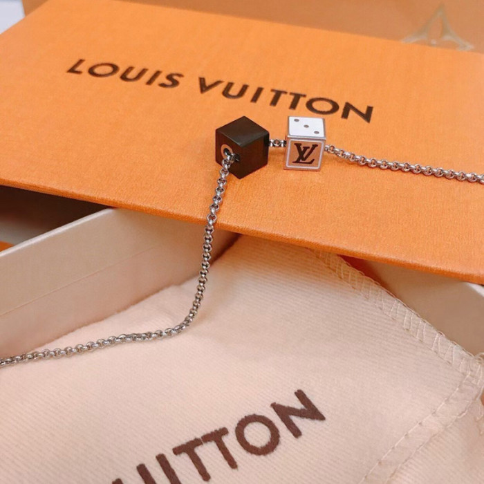 LV GAMBLING DICE necklace FZPJ040