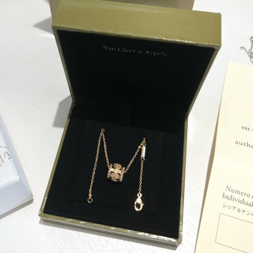 Van Cleef & Arpels Perlee Necklace FZPJ052