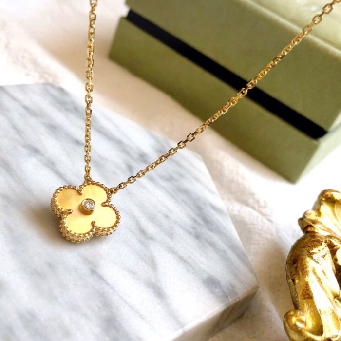 Van Cleef & Arpels Alhambra Necklace FZPJ053