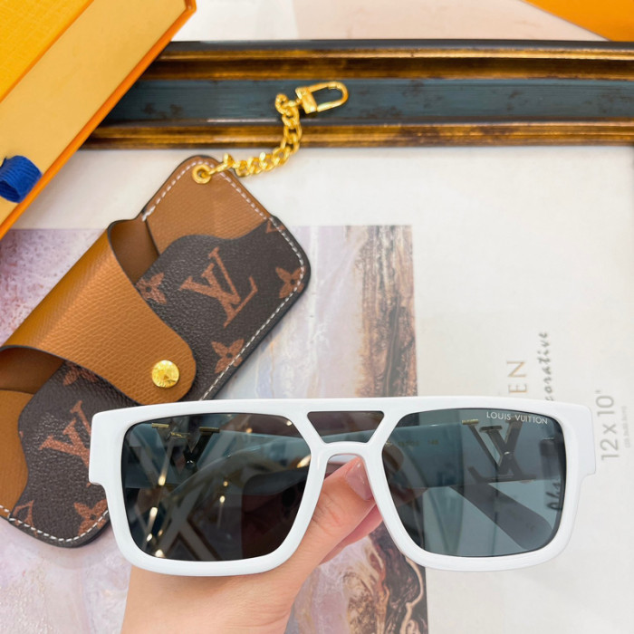 LV Z2062W Sleek Square Sunglasses FZMJ262