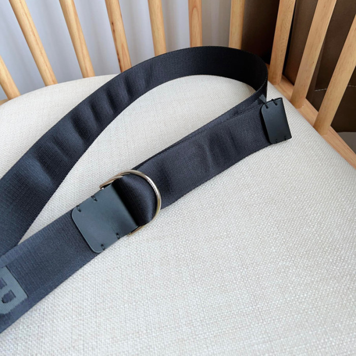 Burberry Trench 40MM BELT FZYD184