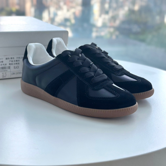 Maison Margiela MM6 Leather training shoes FZXZ141
