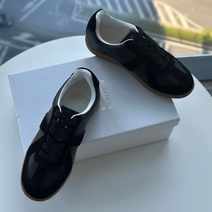 Maison Margiela MM6 Leather training shoes FZXZ141