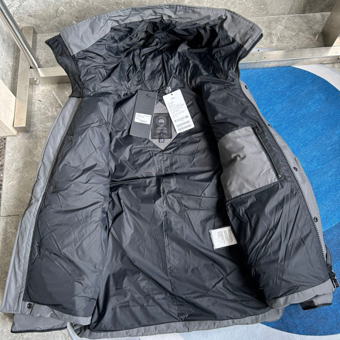 Canada Goose E26 Macmillan Down Jacket FZJK1407